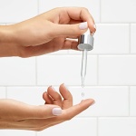 L’Oréal Paris Revitalift 1.5% Pure Hyaluronic Acid Face Serum, Hydrate & Reduce Wrinkles, Fragrance Free 1 oz - Image 5